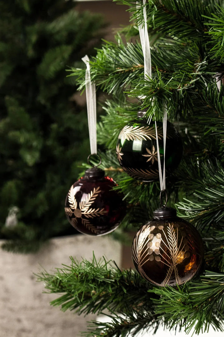 Amina Glass Amber/Gold Bauble