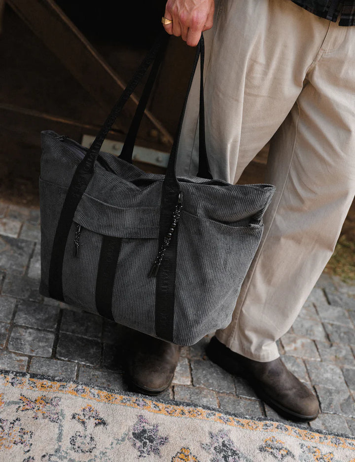 Simple | Jasper Cord Weekender Bag | Charcoal