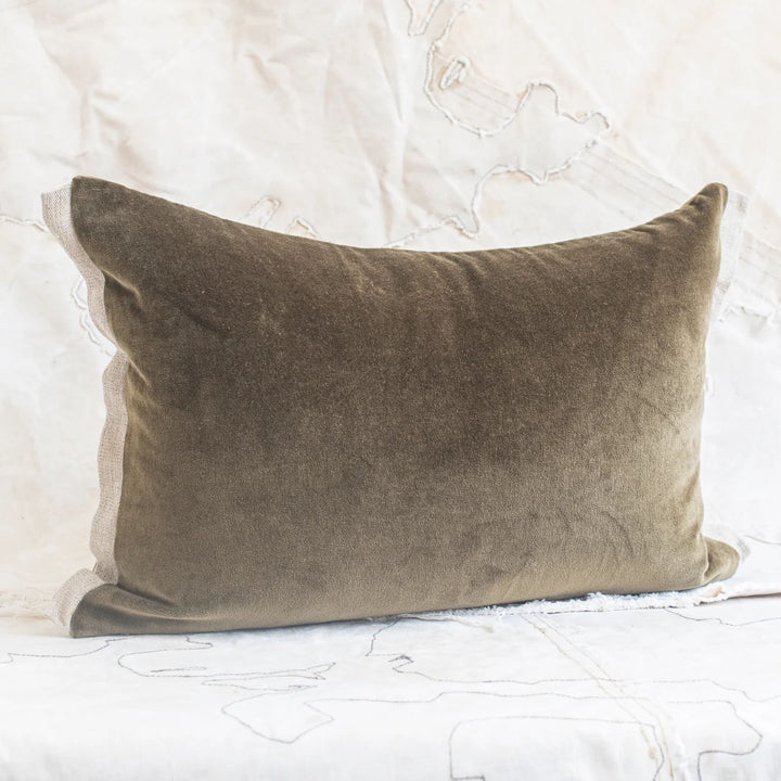 Medicis Cushion & Insert | Kaki | 35 x 50cm