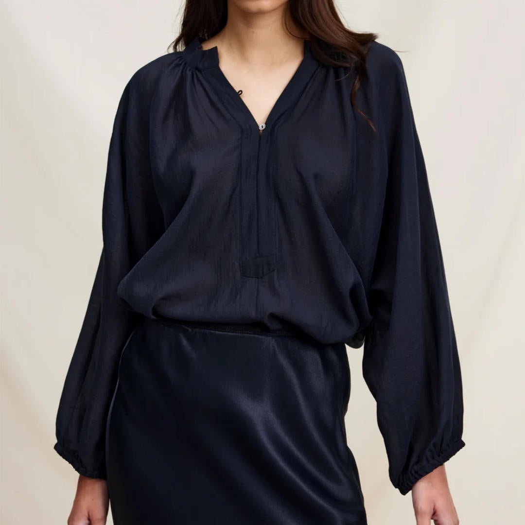 Kinney | Ally Top | Black - Suzie Anderson Home