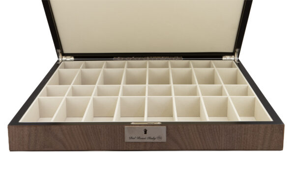 Dal Rossi Chess Set | 20" Lockable Walnut with Copper &amp; Bronze Pieces