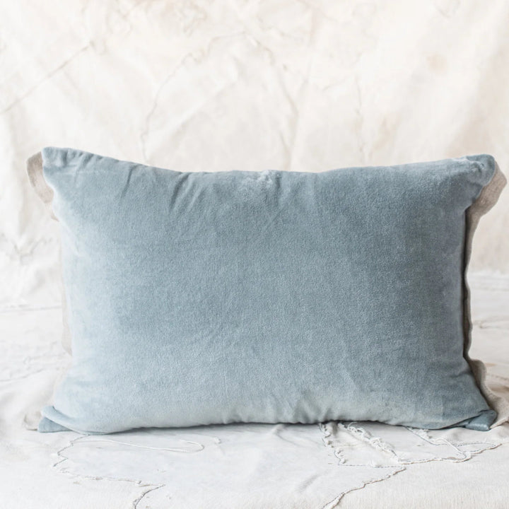 Medicis Cushion & Insert | Lichen | 35 x 50cm