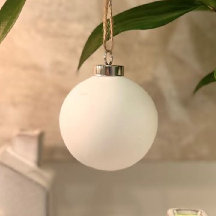Lucia hanging Ball | Matt | 9cm