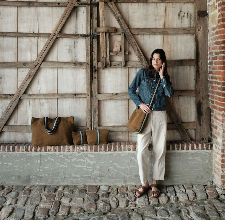 Miles Linen Pouch | Libeco | Oak