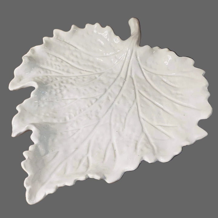 Mode Ceramic Leaf Plate | White - Suzie Anderson Home
