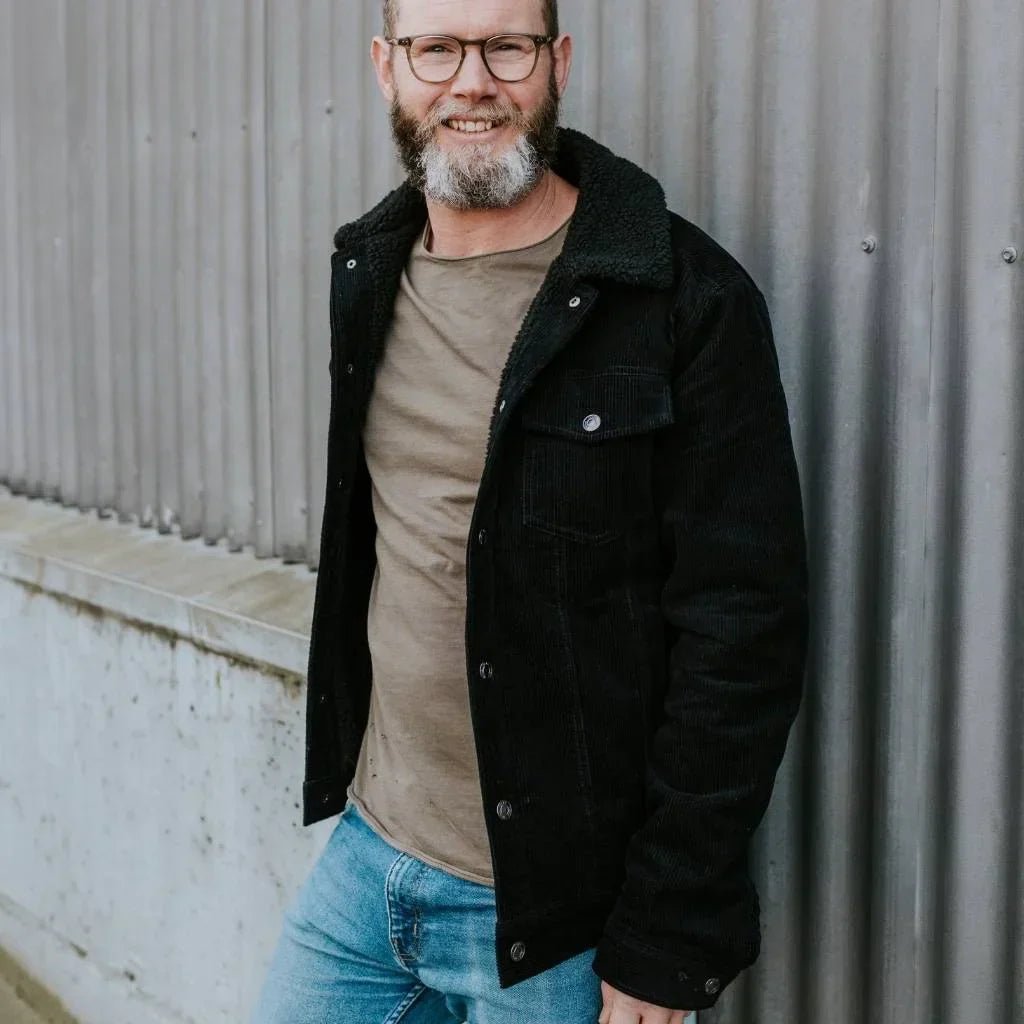 Moke | Mens Hammer Cord/Sherpa Jacket | Black/Black Sherpa - Suzie Anderson Home