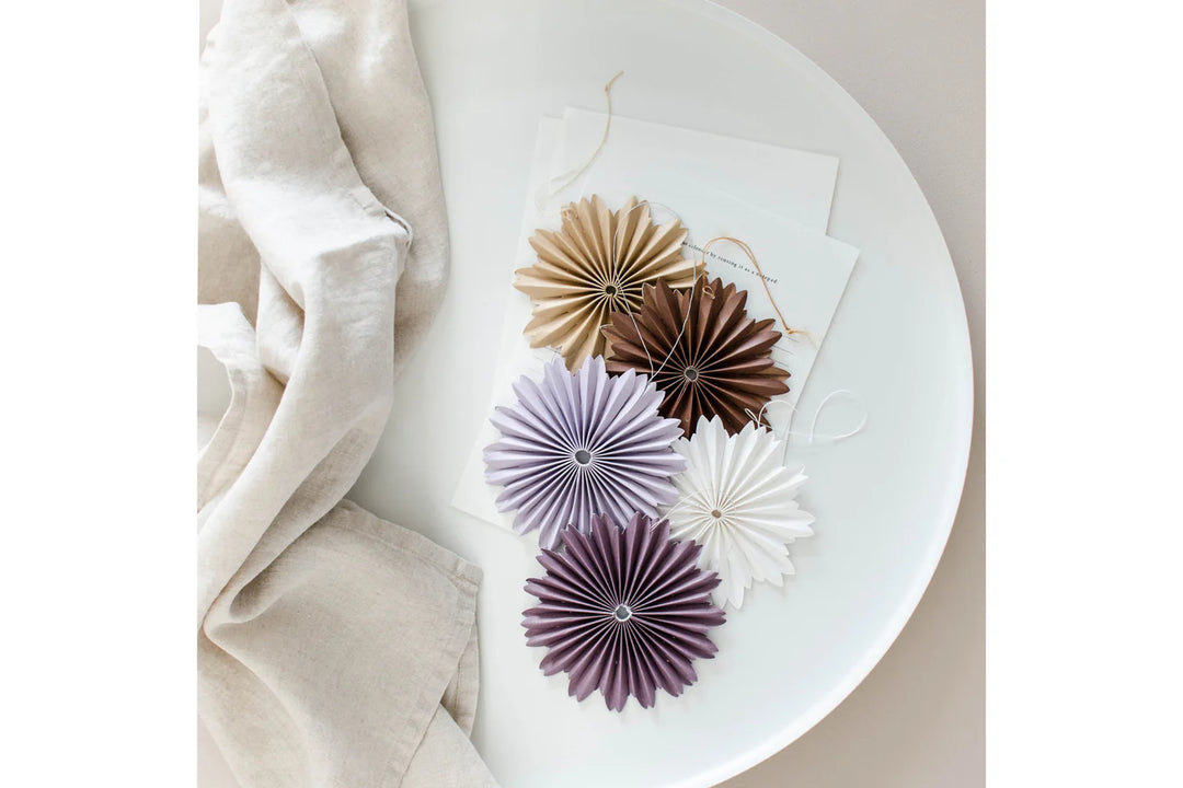 Lilac Hanging Star Ornament | 10cm