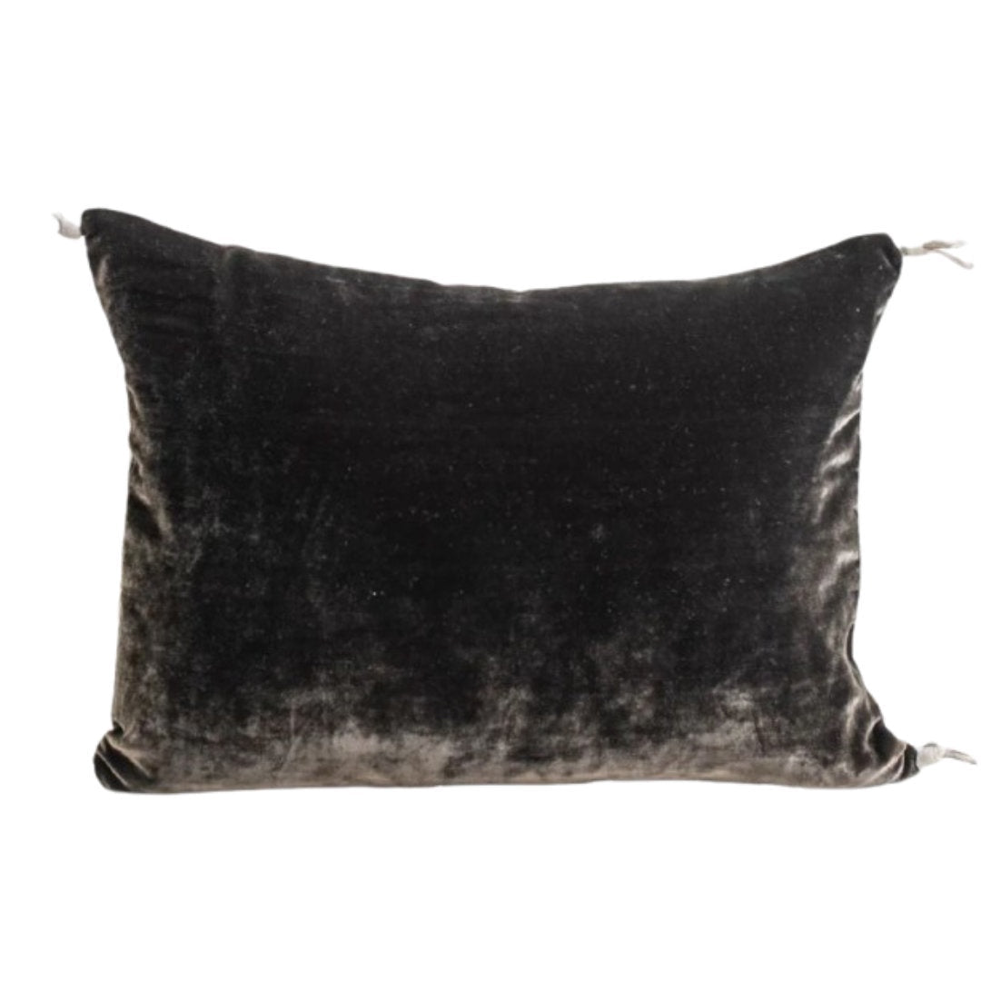 Petit Silk Velvet Pillow | 25x35cm | Sable - Suzie Anderson Home