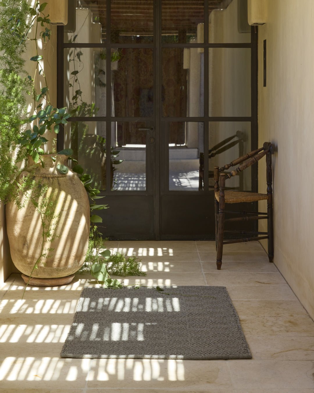 Pewter Trellis Weave Indoor Outdoor Rug | Steve Cordony - Suzie Anderson Home