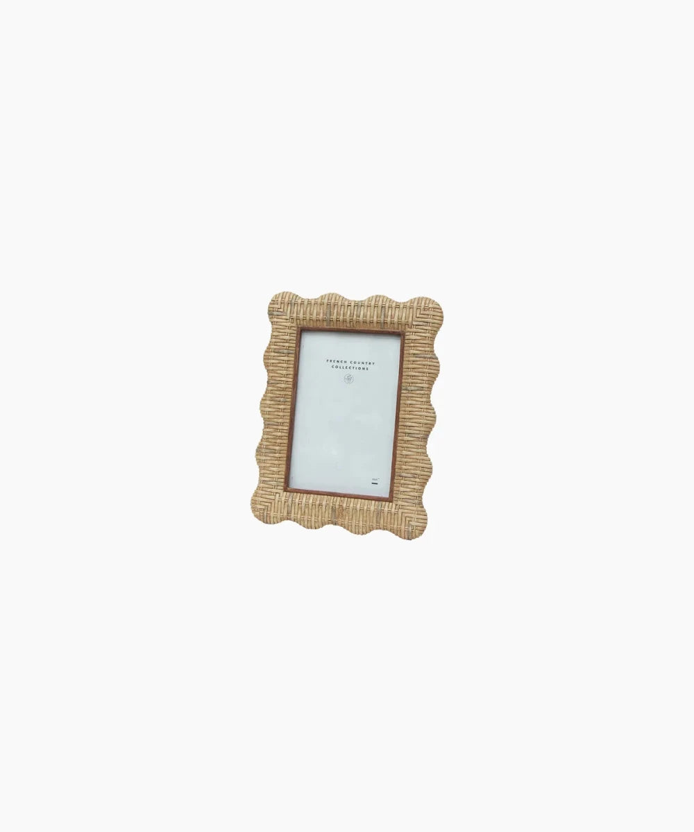 Rattan Wavy Photo Frame | 4"x6" - Suzie Anderson Home
