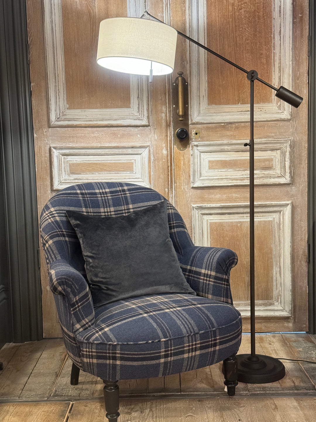 Sanneti Floor Lamp Base | Bronze | H 130 - 160cm - Suzie Anderson Home