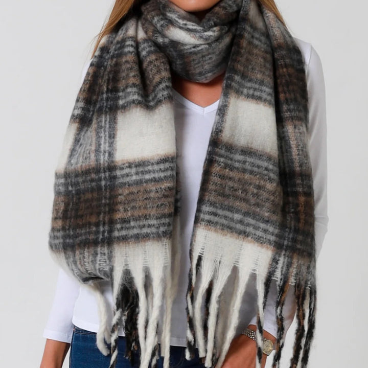 Brushed Check Fringe Scarf DN0147