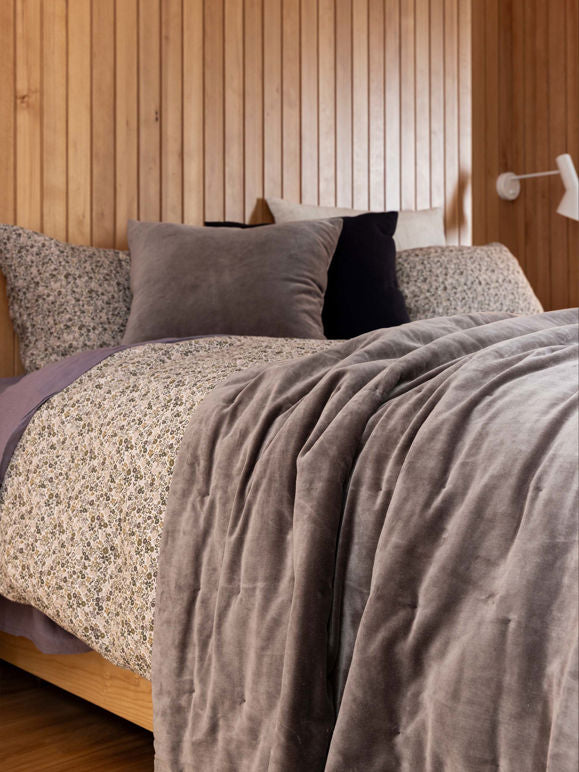 Cape Velvet Quilt | Doe | Queen 180x200cm