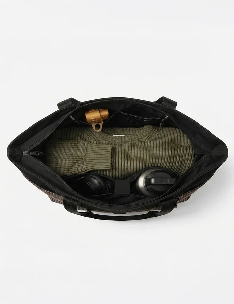Simple | Jasper Houndstooth Weekender Bag | Charcoal/Tan - Suzie Anderson Home