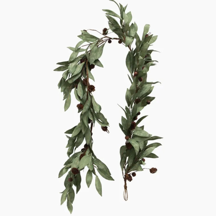 Eucalyptus & Brown Berry Wood Swag | Large 185cm