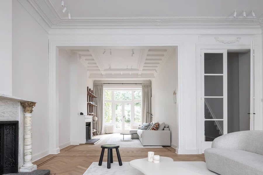 World's Best II: 50 Interiors From Around the Globe - Suzie Anderson Home